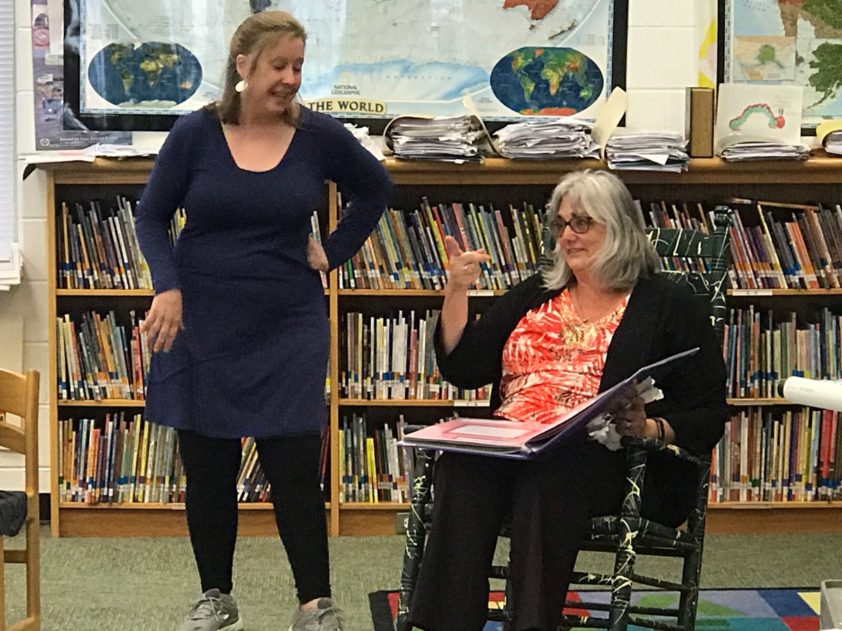 _TimGardner's tweet photo. We had a great time celebrating Mrs. Robertson this afternoon. She has had a positive impact on so many students and colleagues during her years of service in @FCPS1News @SusanRo24234225 @MsRobertsonMVES @GreenvilleES #FCPS1KidsDeserveIt https://t.co/J8ubnfY82i