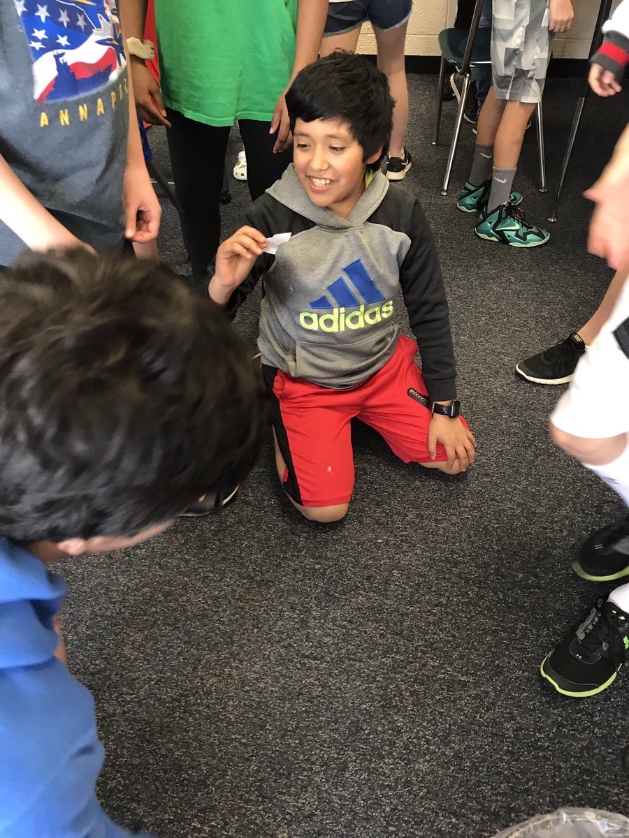 Lauren Hendricks tweet media