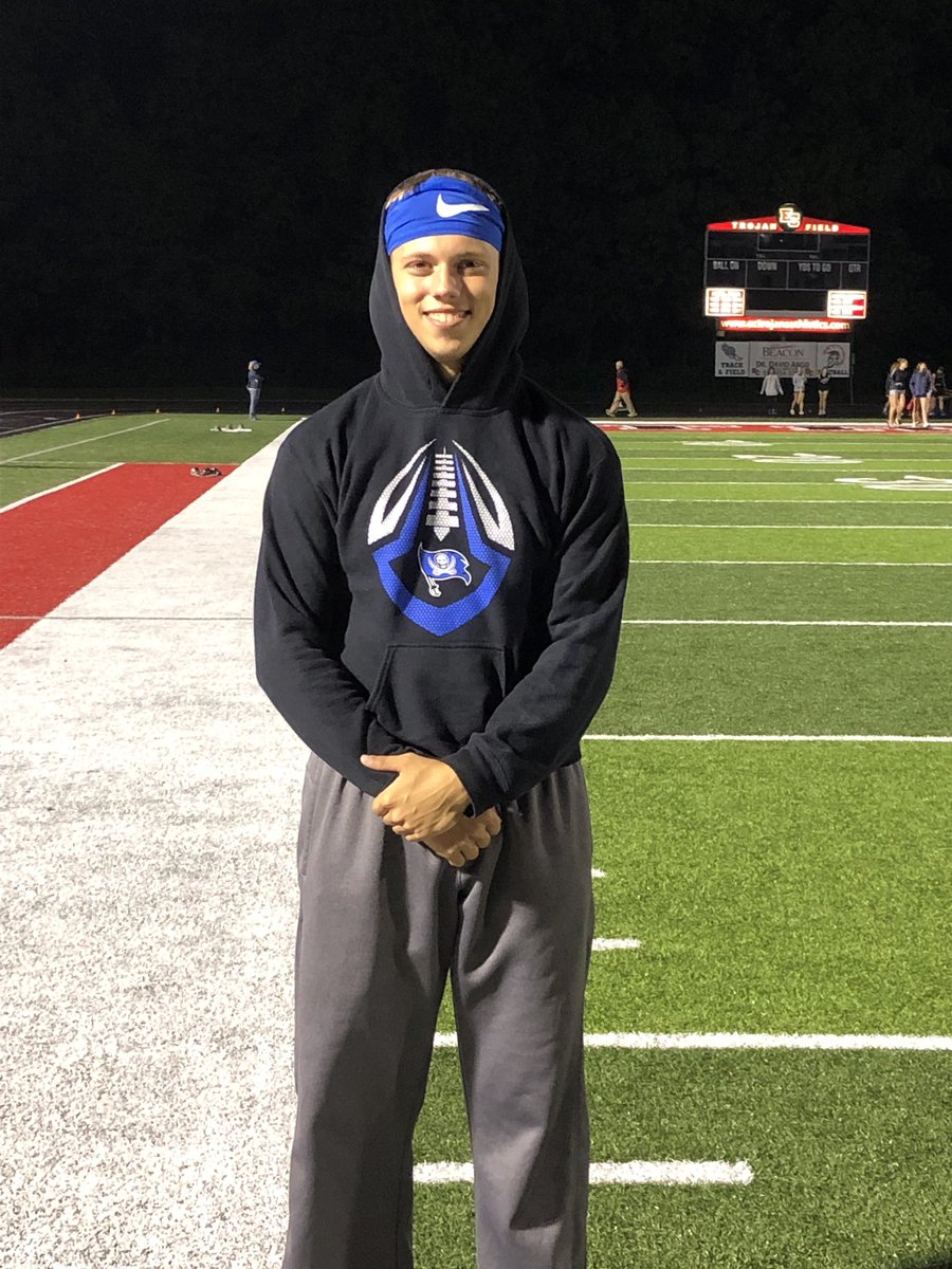 Pirate_Track's tweet photo. Regional Bound in Long Jump! Congrats @daimonaustin @GCHSPirates @SportsGDN https://t.co/LHnvOimwAj