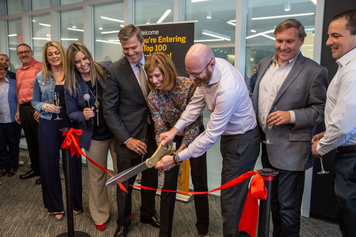 Haydon_Chris's tweet photo. Enjoyed joining my colleague @Val_blatt27 and @Pirates President Frank Coonelly today to throw open the doors to @SAP’s new office on Pittsburgh’s North Shore! @SAPAriba https://t.co/yZq2HSDEcG