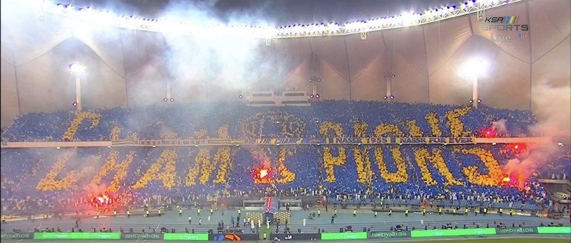 EMADAlHOSNI20's tweet photo. ألف مليون تريليون مبروك لجماهير وإدارة ولاعبين #العالمي بطولة الدوري ، ذهبت لمن يستحقها عن جدارة وإستحقاق 💛💙@AlNassrFC
 #النصر_بطل_دوري_2019 https://t.co/v53VUVem1e