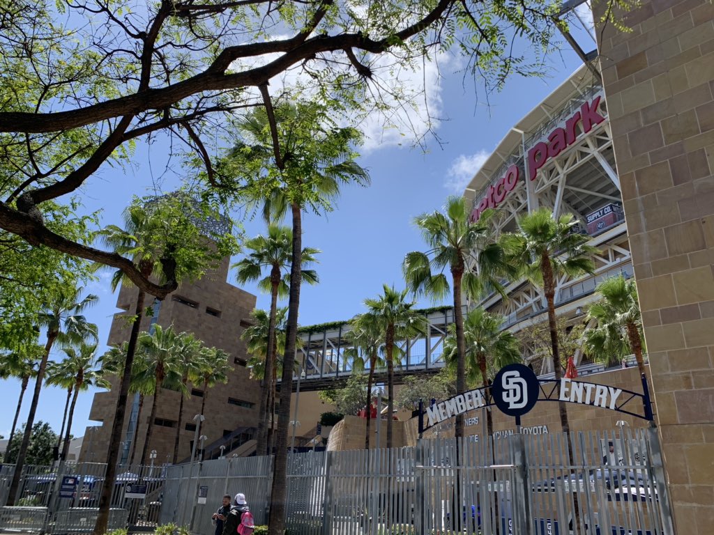 PootPoot's tweet photo. This is a bucket list ballpark. https://t.co/0WqQgZjb14