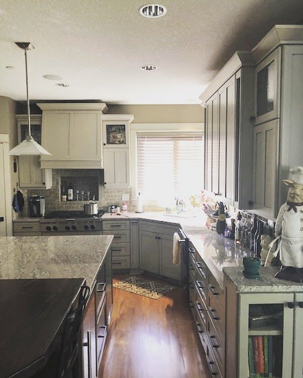We are loving this new kitchen remodel in @orcity.  #pdxremodel #kitchenremodel #customcabinets