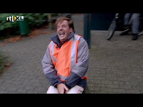 stephaantje's tweet photo. @palpeet “Kijk hem zitten, de princes op de erwt.”

Mag dit terug op TV? https://t.co/Gw3dR7csuS