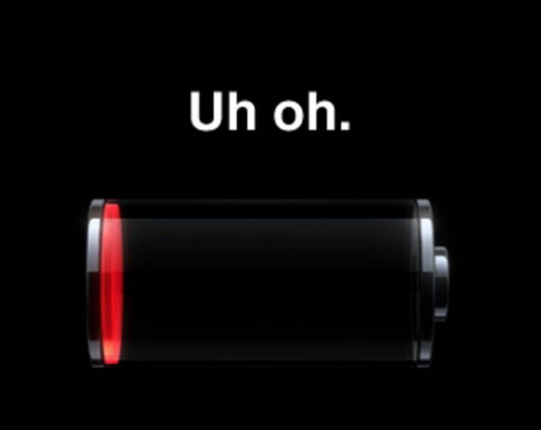 YorkdaleStyle's tweet photo. If your battery is running low, we are here to help! Visit any of our Guest Experience locations to rent a complimentary portable charger. #CentreOfStyle #ComplimentaryService #ChargedUP https://t.co/SPEknP7kzJ