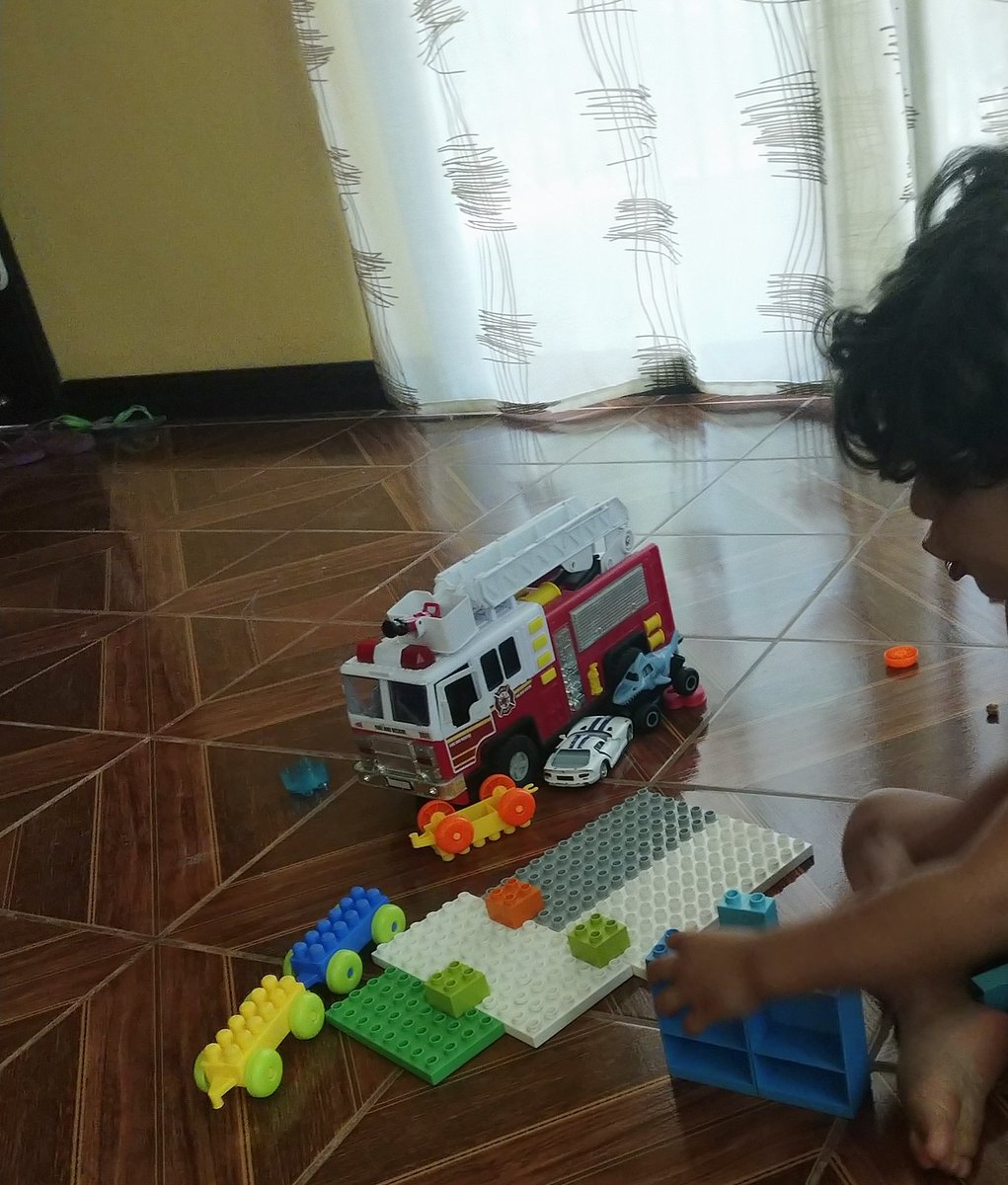 Deb_Bugging's tweet image. My kid was getting frustrated because he has 2 types of Legos that wouldn&apos;t fit together. I told him I understood. It&apos;s exactly how I get when code looks like it should fit, but doesn&apos;t. You try to force it, but eventually end up tearing it all up and starting over. #MomsCanCode