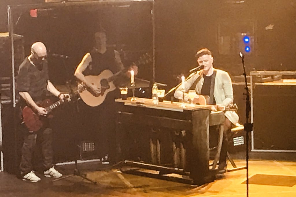 ConronSusan's tweet photo. Reminiscing.... too much talent in these photos 💚💚💚 thank you for the music you create and all those happy and fun moments @thescript @TheScript_Danny https://t.co/7fp4XPcQ1Y