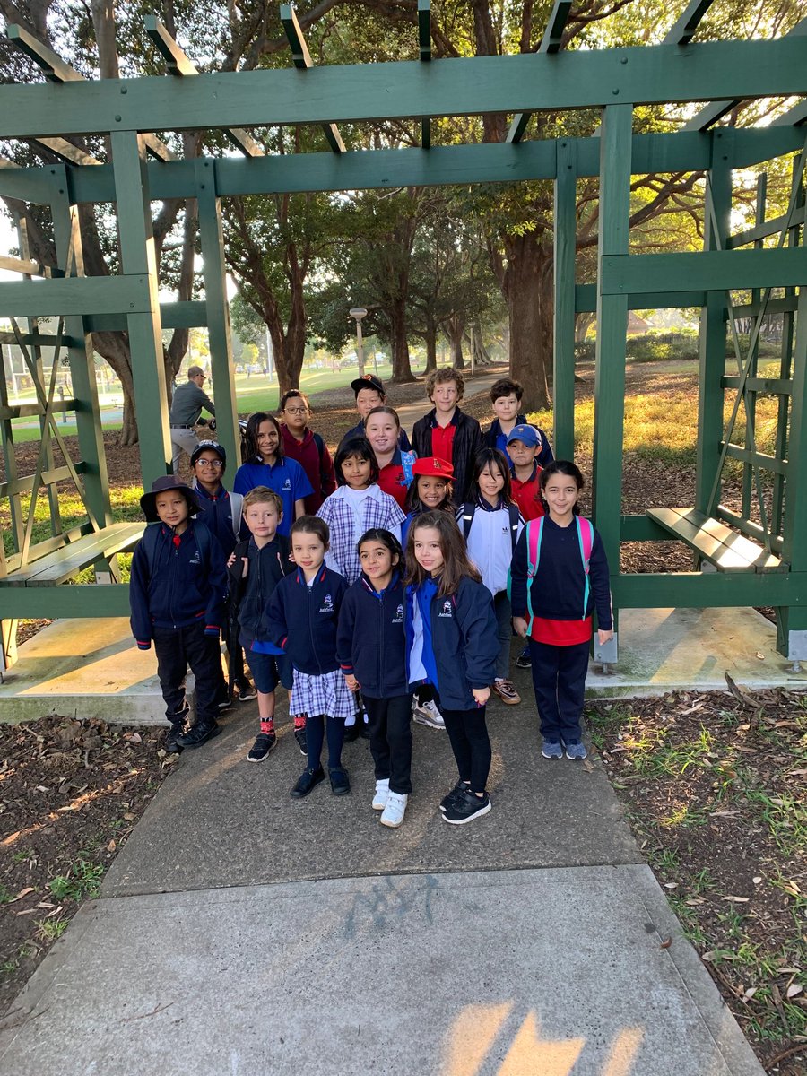 Ms_RailAPS's tweet photo. We are ready to walk safely to school! @ashfieldpark #walksafelytoschool https://t.co/CcjOFEkB0w