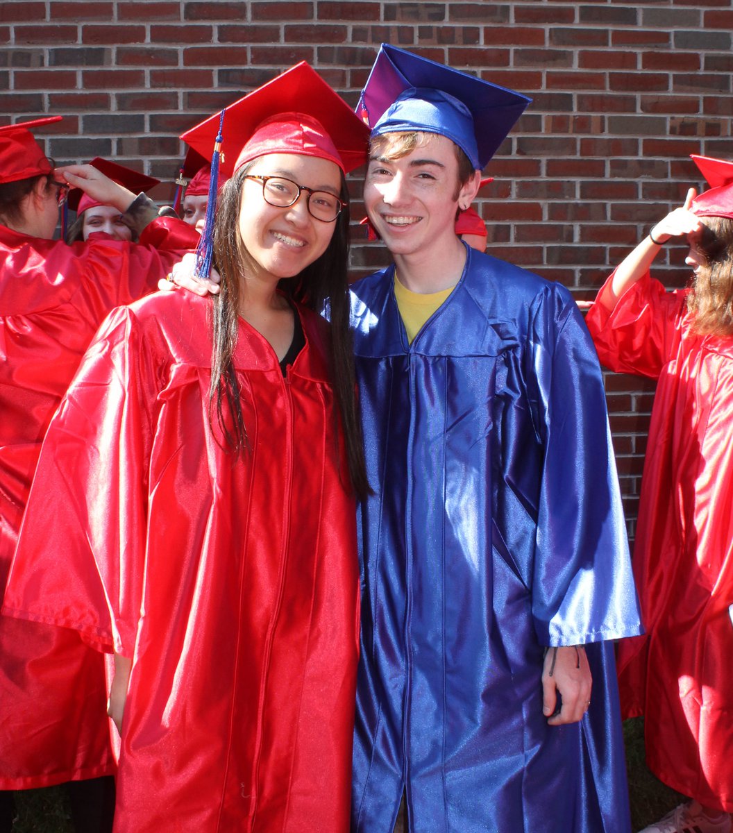 CCBOE's tweet photo. More Senior Walk fun today @Harpeth_HS! #ccsdtn https://t.co/mzkXYNgcbM