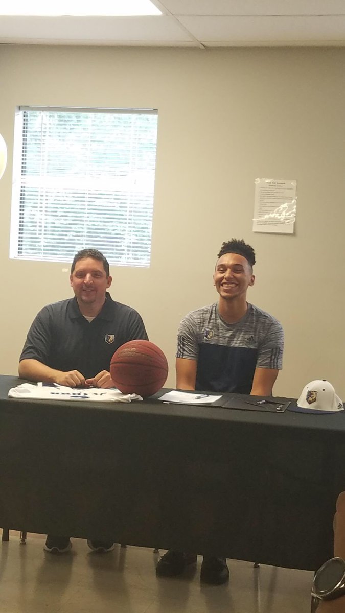 Proud to be a Bruin🐻✍🏽💪🏽