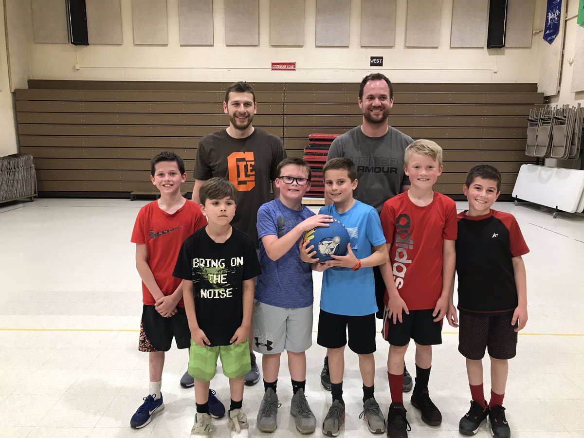 Had a blast with these boys during the open gym they won at the <a href="/MunsonPTO/">Munson PTO</a> Parents Night Out fundraiser! #mrb