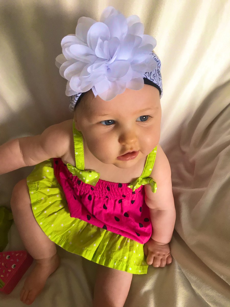 melamomma07's tweet image. I just want a fancy camera to make these more professional
But my baby is 7 months 💚🍉