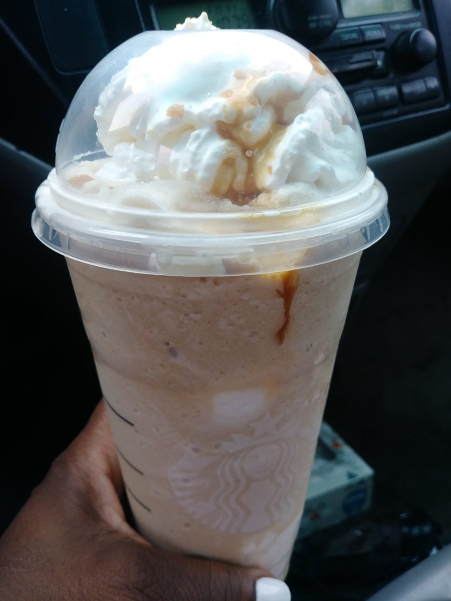 Esess516's tweet image. My Birthday just keeps getting better 💚 @Starbucks with the Birthday Frap😍 #chapter43