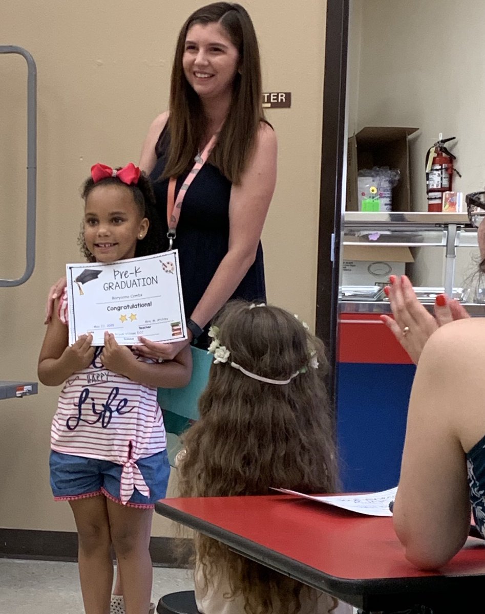 PreKwithMrsA's tweet image. Our graduation was a success! All smiles as they got their diplomas. They make my heart so happy❤️