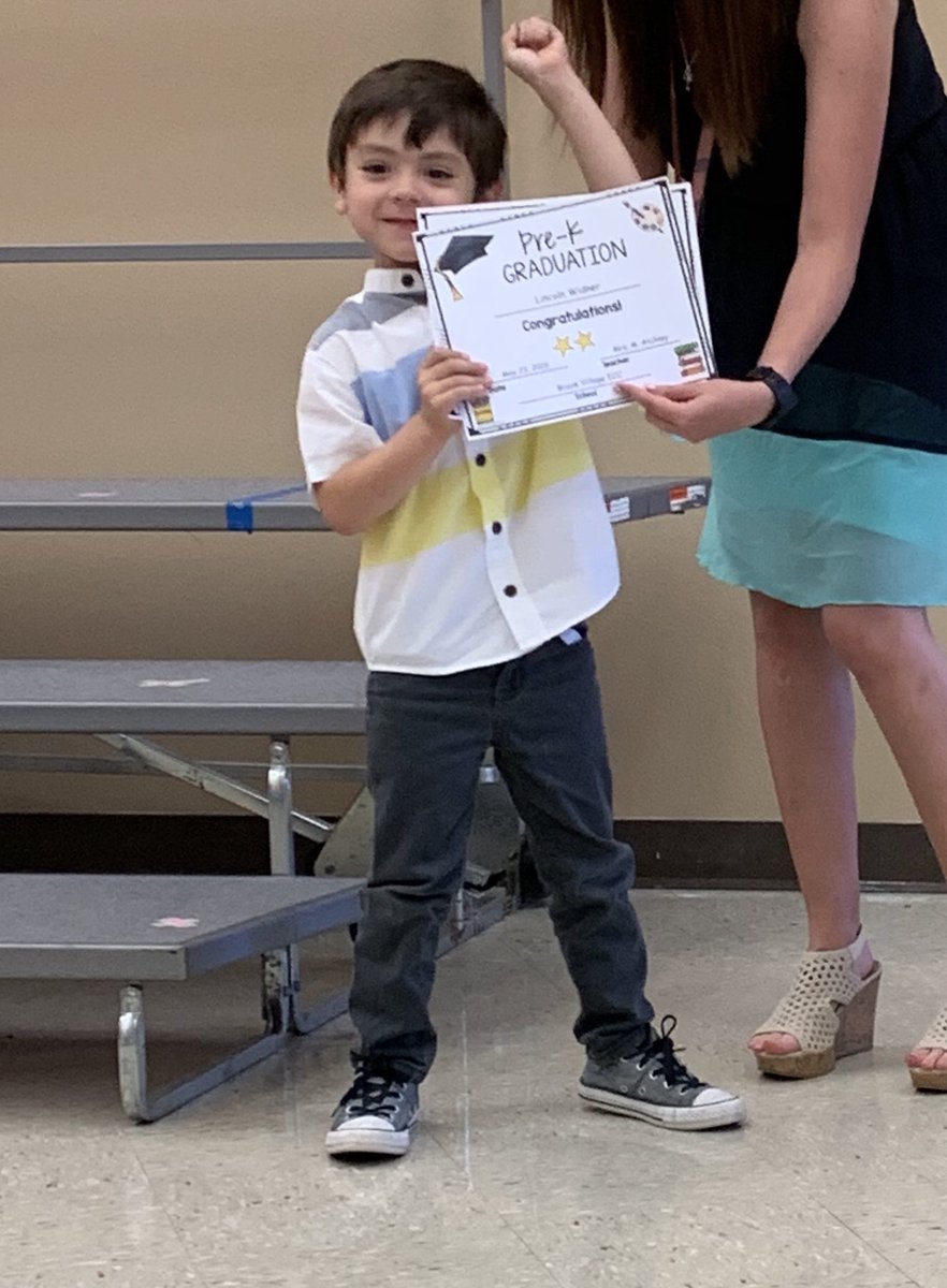 PreKwithMrsA's tweet image. Our graduation was a success! All smiles as they got their diplomas. They make my heart so happy❤️