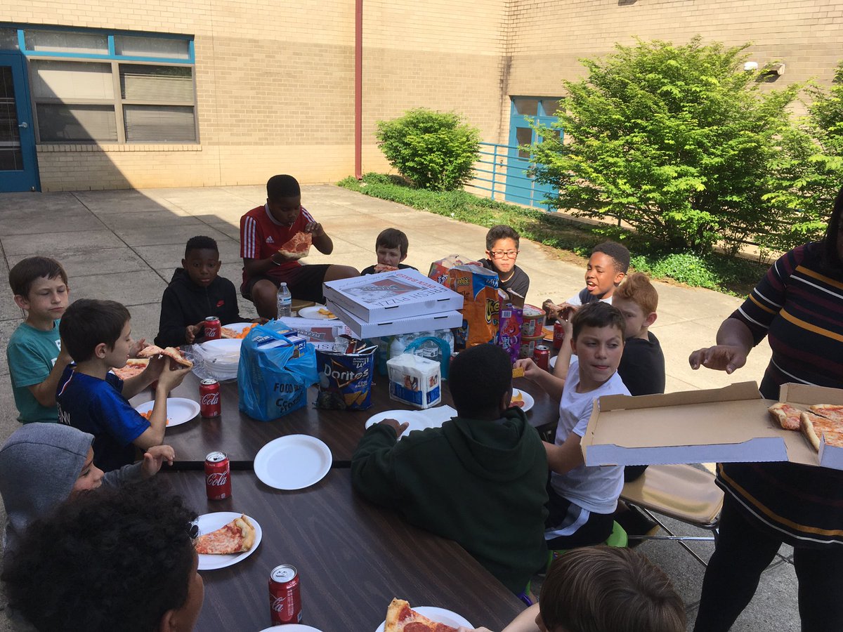 AThomasFCPSAA's tweet photo. NGU Squad celebrate the end of a great year!  Boys reflected on 7 Habits and great leaders.  It was a great year! https://t.co/aiqbw5gu9z