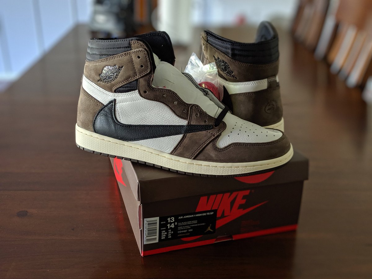 PERFCTCHRIS's tweet image. Thanks !!! @snkr_twitr @ONEBLOCKDOWN 🔥🔥🔥