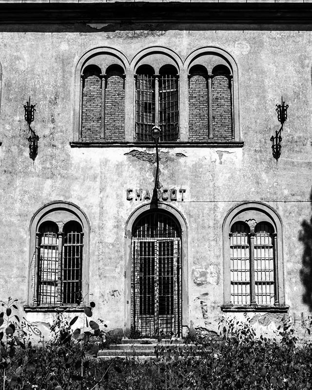 LuCkYpEs58's tweet photo. Volterra, Tuscany - Lost in memory, old psychiatric hospital, department Charcot
#tuscany #volterra #lostinmemory #psychiatrichospital #abandoned #ward #department #charcot #memories #law180 #basaglia #picoftheday #photography #photographer #shoot #inst… https://t.co/Zn3uz1D28Z https://t.co/ekl7Fa9ivf