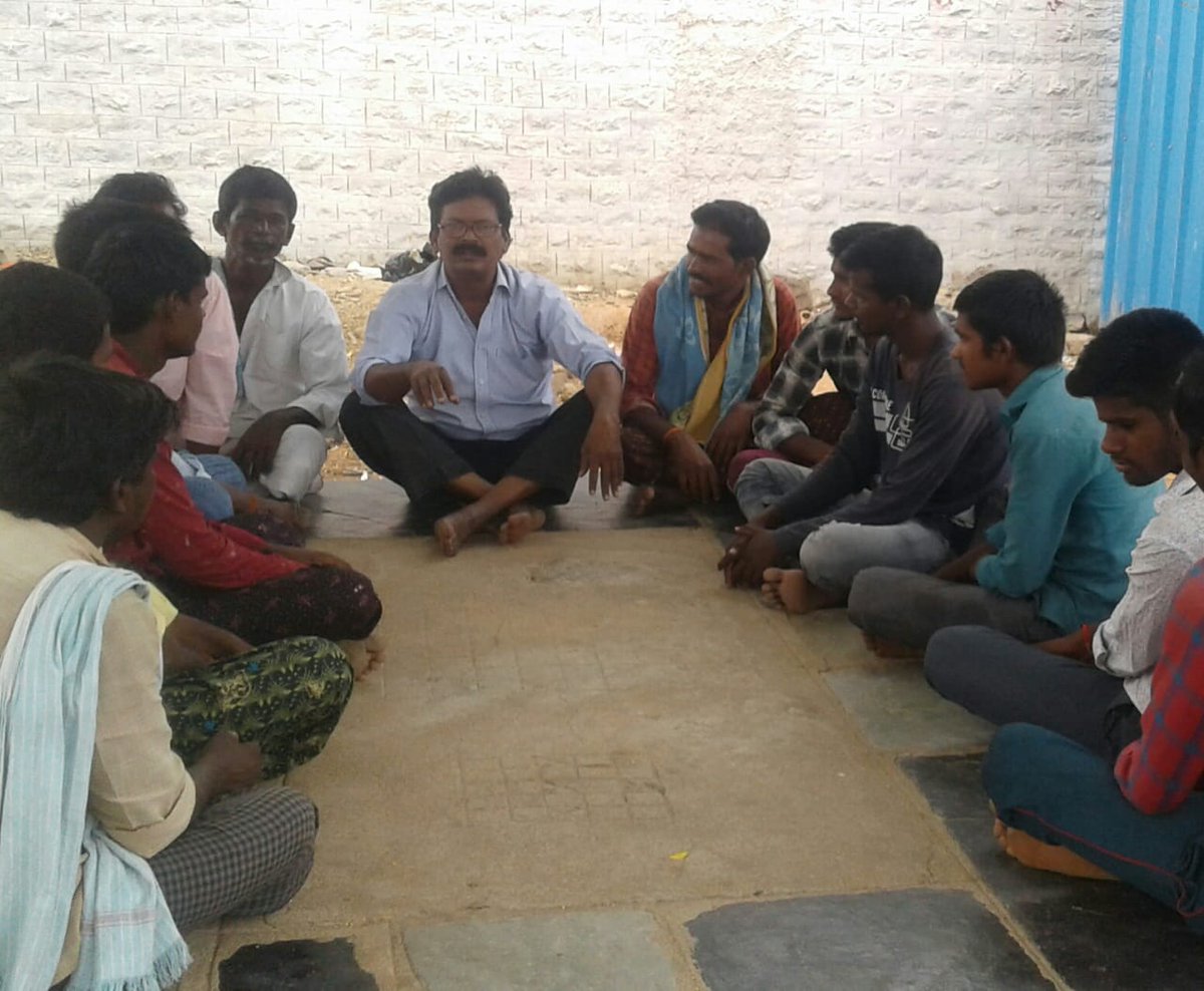 FoundationMv's tweet photo. Youth meeting at Rayapuram Gram Panchayat (Gattu mandal, Jogulambha Gadwal, Telangana), to discuss #learningoutcomes, #Childmarriages, #qualityeducation and Youth Responsibilities. Upa Sarpanch Mr.Sudhakar, Narsimhulu, Paguntappa,Thimmappa and Youth members participated. https://t.co/1O86F5bzQm