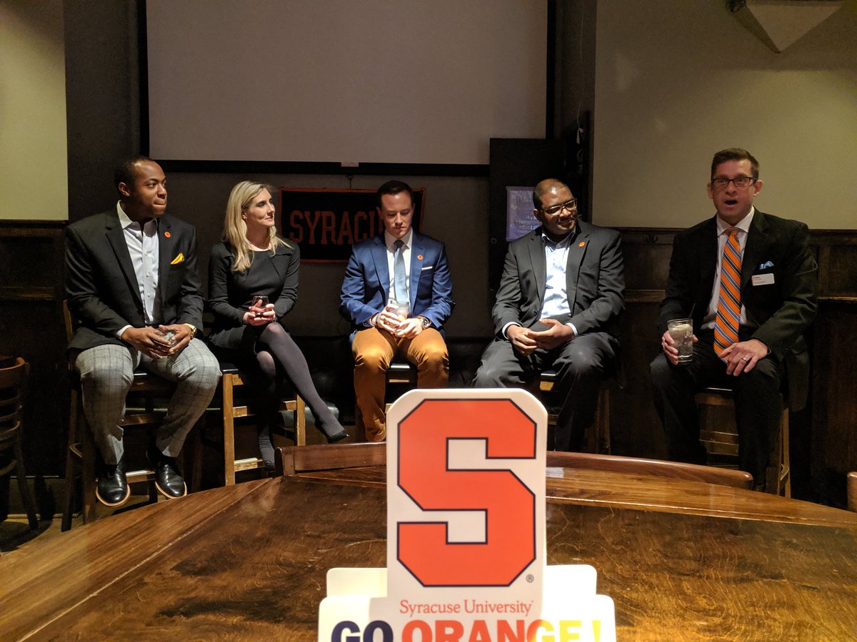 Proud of our Cleveland <a href="/NewhouseSU/">Newhouse School</a> journalists speaking about the nature of the business and Fake News during our fundraiser.  And our great moderator, <a href="/cvelardi/">Chris Velardi</a>.  🍊#Syracuse