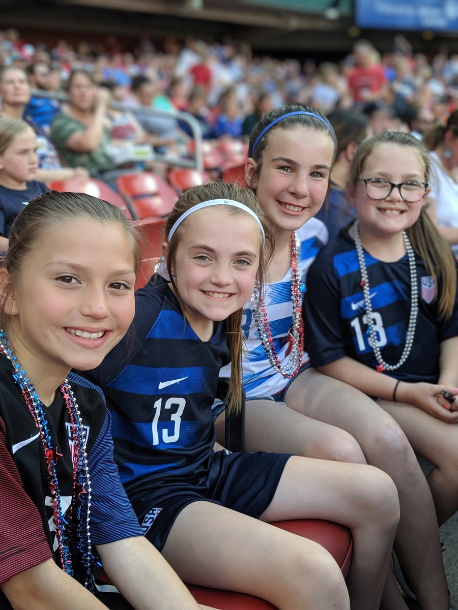 Footn97's tweet image. Enjoying this beautiful night! #USWNT #USSoccer