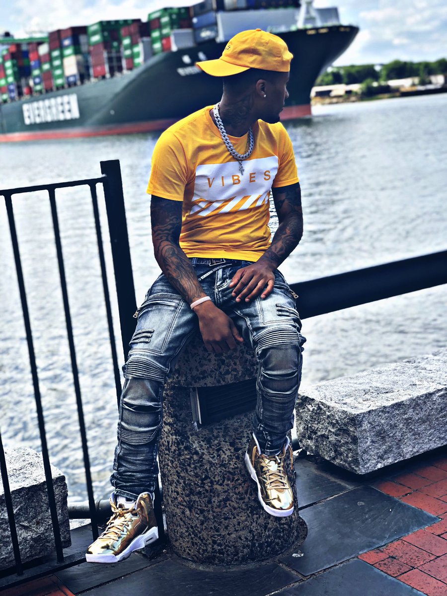 King_Spazz's tweet photo. Hustle &amp; Motivate‼️💪🏽💯 #LongLiveTheHussle #VibesGoingViral https://t.co/zj1RpSu29t