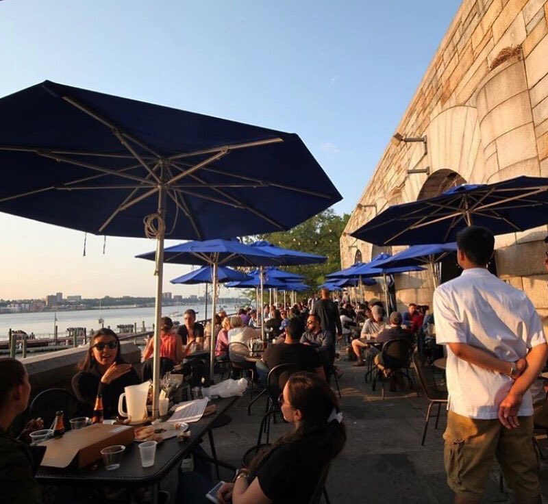 texasexesnyc's tweet photo. #2 reason: Celebrate the end of rain and cold weather in NYC!! Looking bright, 73 and sunny for Saturday!!! Still time to buy your tickets at https://t.co/XcfZTP25wG https://t.co/Pm4Z5kRsEE