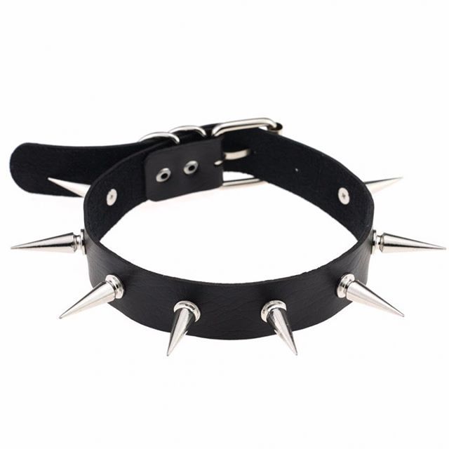 Spike Leather Choker
🌙FREE World Wide Shipping🌙
 Get it here 👉 bit.ly/2FEkA6m 
#goth|#gothic|#witch|#witches|#witchy|#witchfashion|#gothfashion|#halloween
