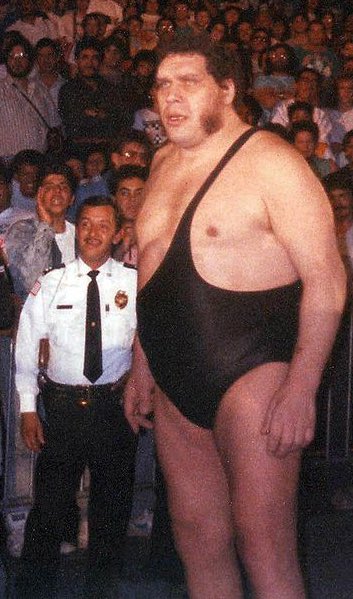 Super70sSports's tweet photo. Thank God that cop is there in case Andre gets unruly or something. https://t.co/jv6cnJ4cbA
