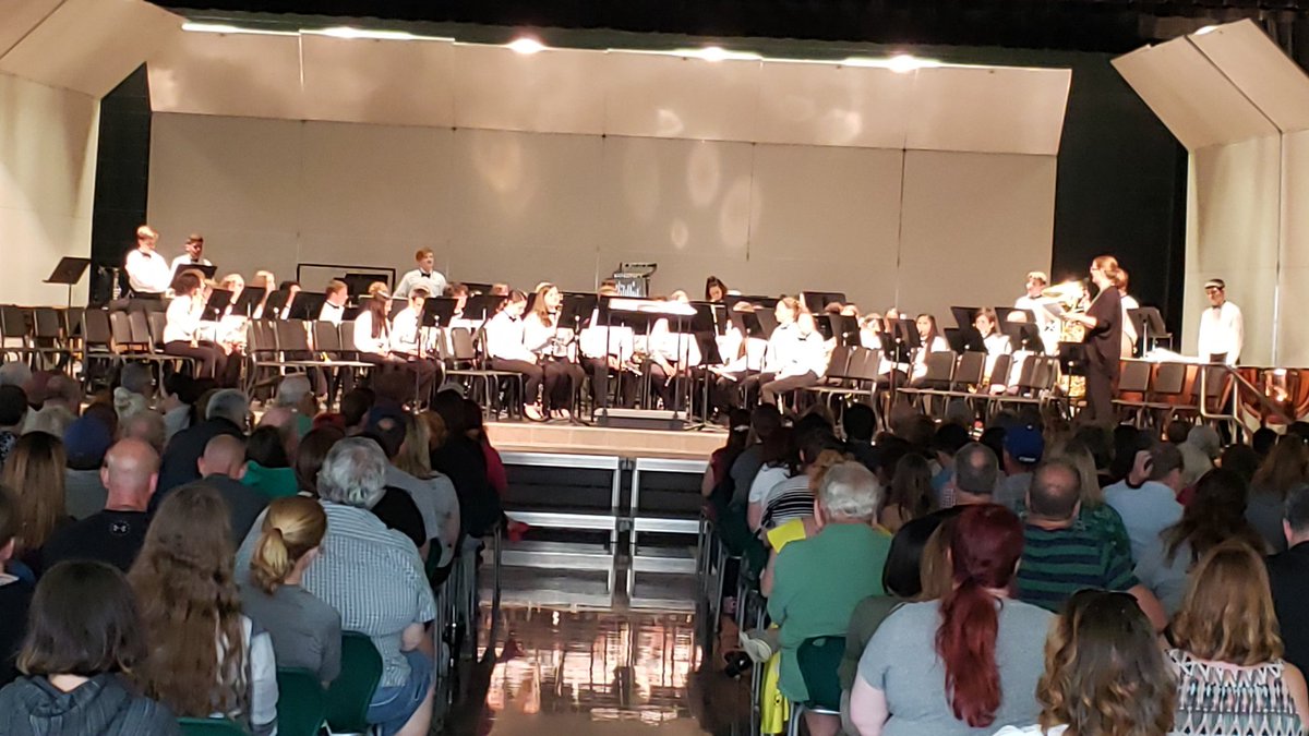 EducatorTPorter's tweet photo. #Imwiththeband 😁 Enjoying tonight's @DNMSFalcons Band Concert #FalconTALENT @DerbySchoolsKS https://t.co/5PJu3FHbBx
