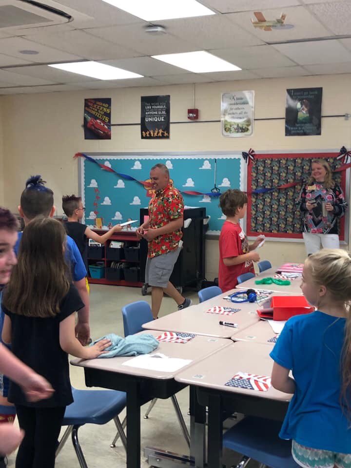FMTFalcons's tweet photo. Fairmount students, staff and parents celebrated Chief Eyman's retirement from the Air Force today! Congratulations to Mr. Eyman and thank you for your service! #FHSDPride #FMTPride https://t.co/ea8AxmbbNm