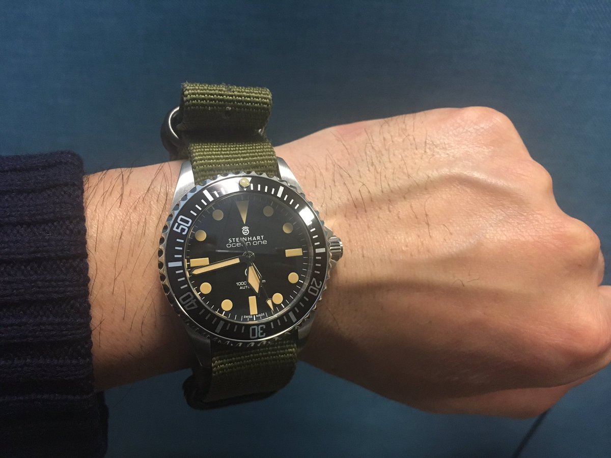 Steinhart OVM 39mm on a olive drab green 5-ring Zulu strap on my wrist.
