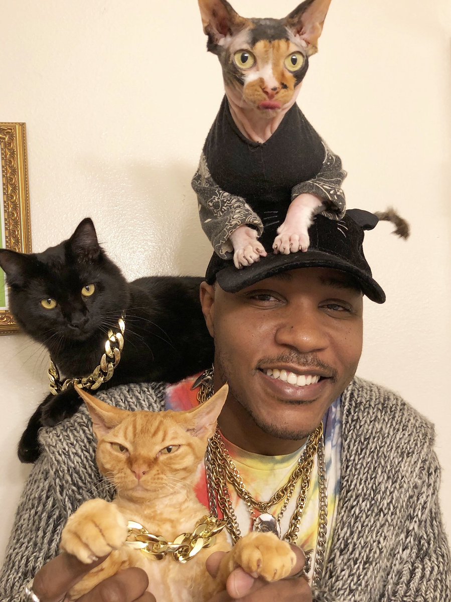 Retweet if you smiled a little Bit