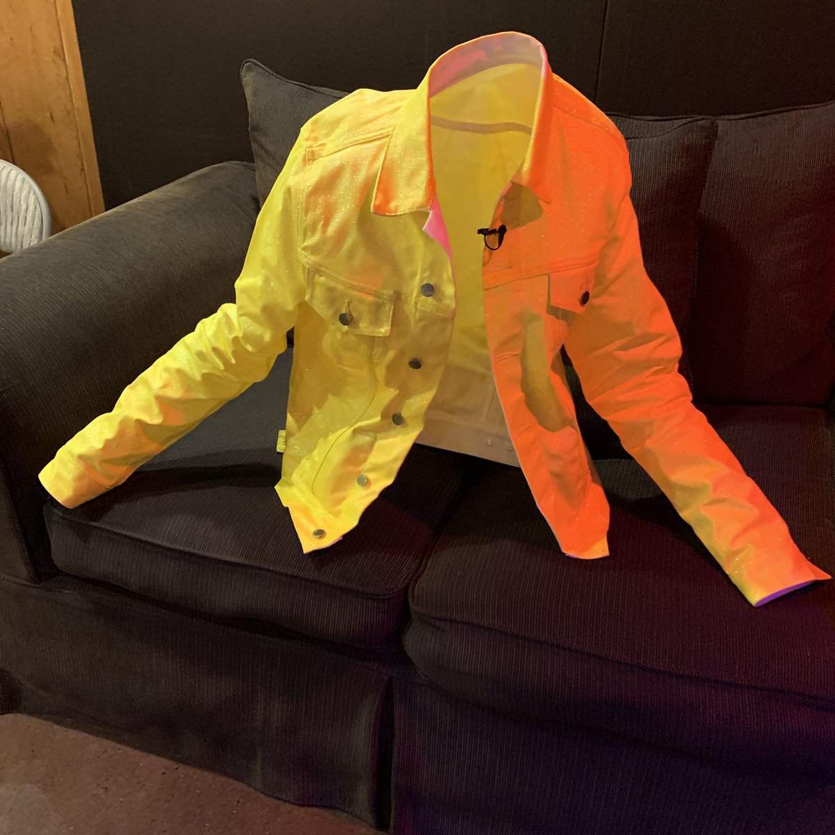 LilNasX's tweet photo. my jacket was so happy about my gift from snapple it got up and start walkin https://t.co/mlx7lgT0Kw