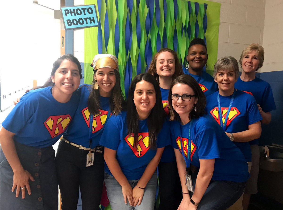 JGKinderKids's tweet photo. The kindergarten team! https://t.co/7eAavXjTXi