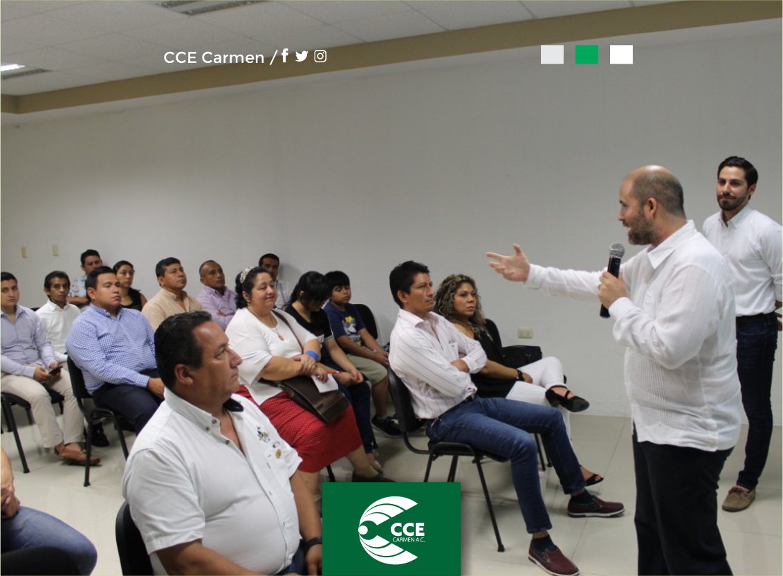 CCECarmen's tweet photo. Reunión con miembros de la CANIRAC, para presentarles el programa "Mi Pequeño Productor". 
Estuvieron presentes, Abraham Azar Lemus, director del INDEMIPYME, Nicolás Martínez Abreu, director de DIDESE y Encarnación Cajún Uc, Presidente de la CANIRAC #Carmen. https://t.co/gJlREqz9Cf