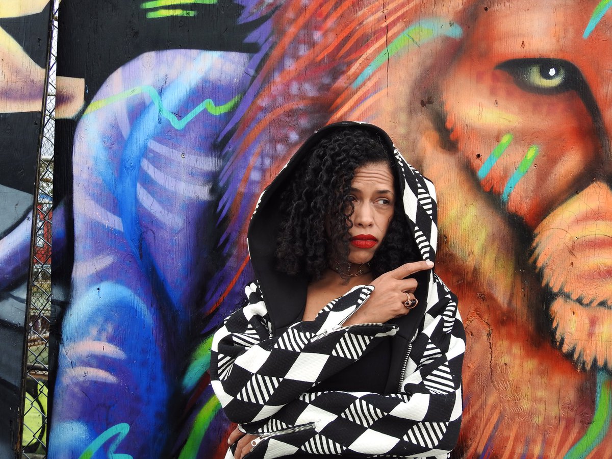 techtraphouse's tweet photo. We need everyone to show some love to @breathlessmusic aka Honey B who will be performing tomorrow, Friday (5/17) our next event! Checkout her music at -> https://t.co/ZK92BS1jZA  Comp your tickets here -> https://t.co/QxOb96M8ku. #hipnpaint #bayareamusic #BlackTechTwitter https://t.co/zhkVADvbOG