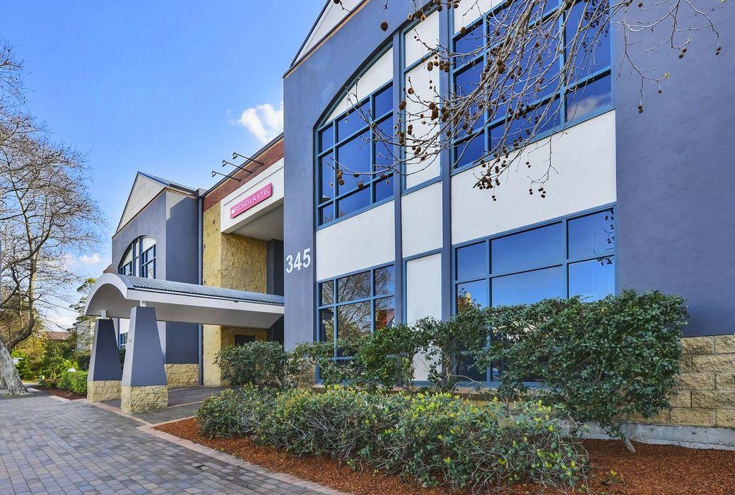SheadProperty's tweet image. Premium Commercial Space In Unrivalled Location! 🏢🛍️

LEASE - 345 Pacific Highway, LINDFIELD | bit.ly/2GWbWya

Contact agents:
Henry Farrell
📱0468 868 573
📞 (02) 8448 1207

Anthony Parisi
📱 0415 902 329
📞(02) 8448 1211