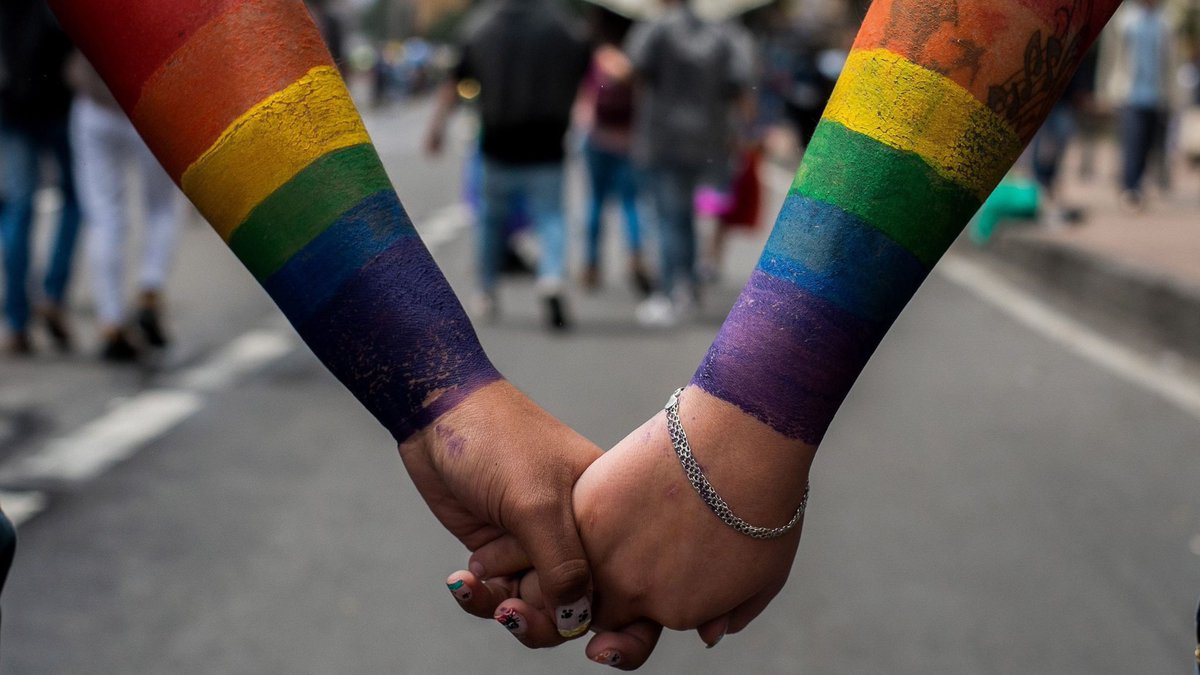 TJ_Knight's tweet photo. Today is the International Day Against Homophobia, Biphobia, Intersexism and Transphobia. An opportunity to stand united against #LGBTQ+ discrimination. Until everyone is free to be themselves without persecution, our fight continues. No one gets left behind 🏳️‍🌈 #IDAHOBIT https://t.co/XLza38FY3E