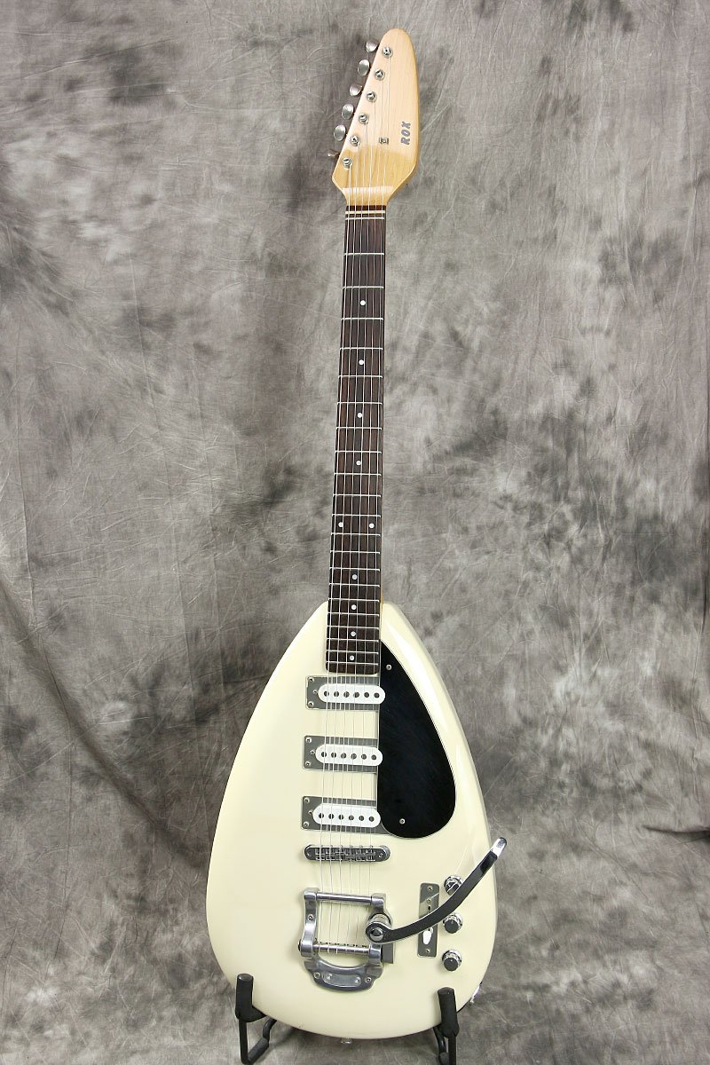 VOXティアドロップタイプのエレキギターが中古入荷！ヘッドを見るとROX