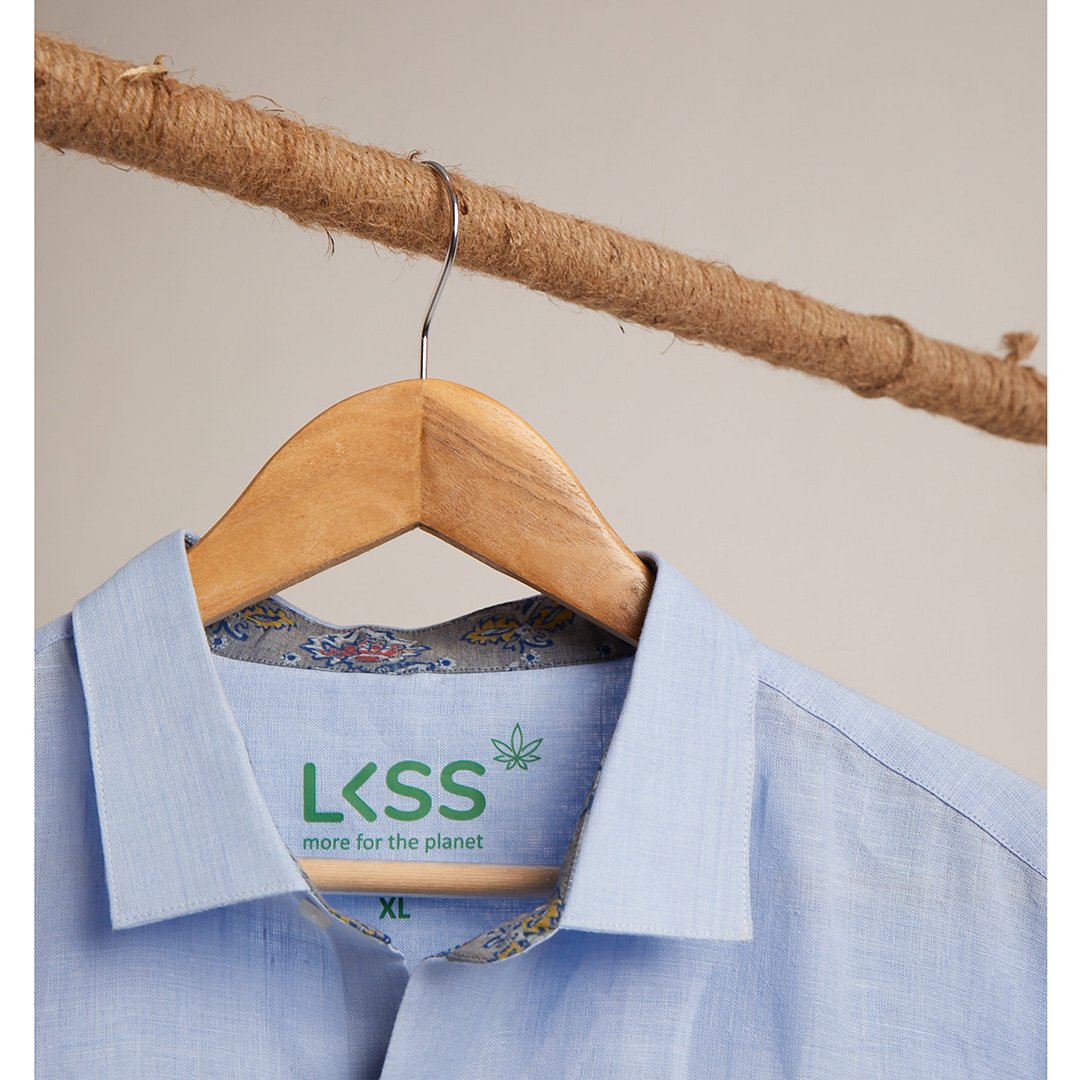 Have you got your hands on your very own 100% hemp shirt? 
#Hemp 
#Hempfashion
#sustainability