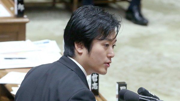 【速報】野党6党派が共同で、#丸山穂高衆院議員に対する辞職勧告決議案を衆院に提出