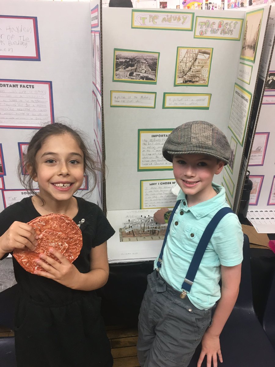 mmhigh1's tweet photo. Greetings from the Columbian Exposition!!! Thank you to all our fairgoers!! 🎩💡🏛🎟@CoonleyES CoonleyES https://t.co/4ZWTeilFKt