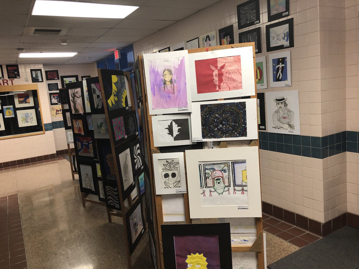 Pictures from an amazing Art Show Wednesday night <a href="/BCMS_Bulldogs/">BCMS</a> #4RLEAD ! Go Bulldogs! Thank you Mrs. Tadese for you work this year!