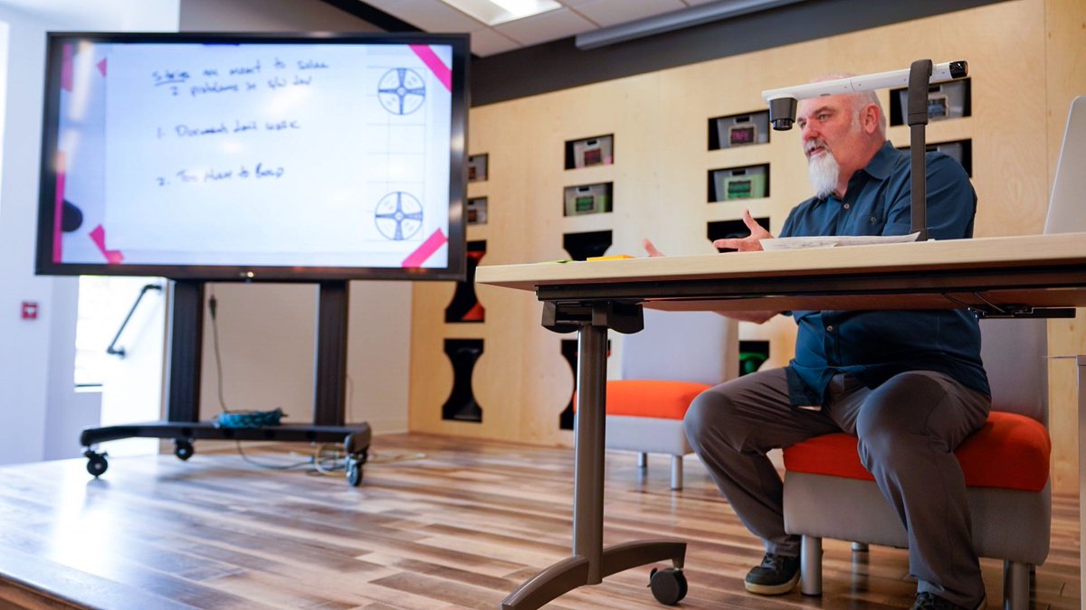 wwwsepcom's tweet image. Thank you @IndyDesignWeek for a great day at our Product Design Studio. We loved the energy your group brought and loved teaching them more about story mapping. #indydesignweek #design #indytech #idw19