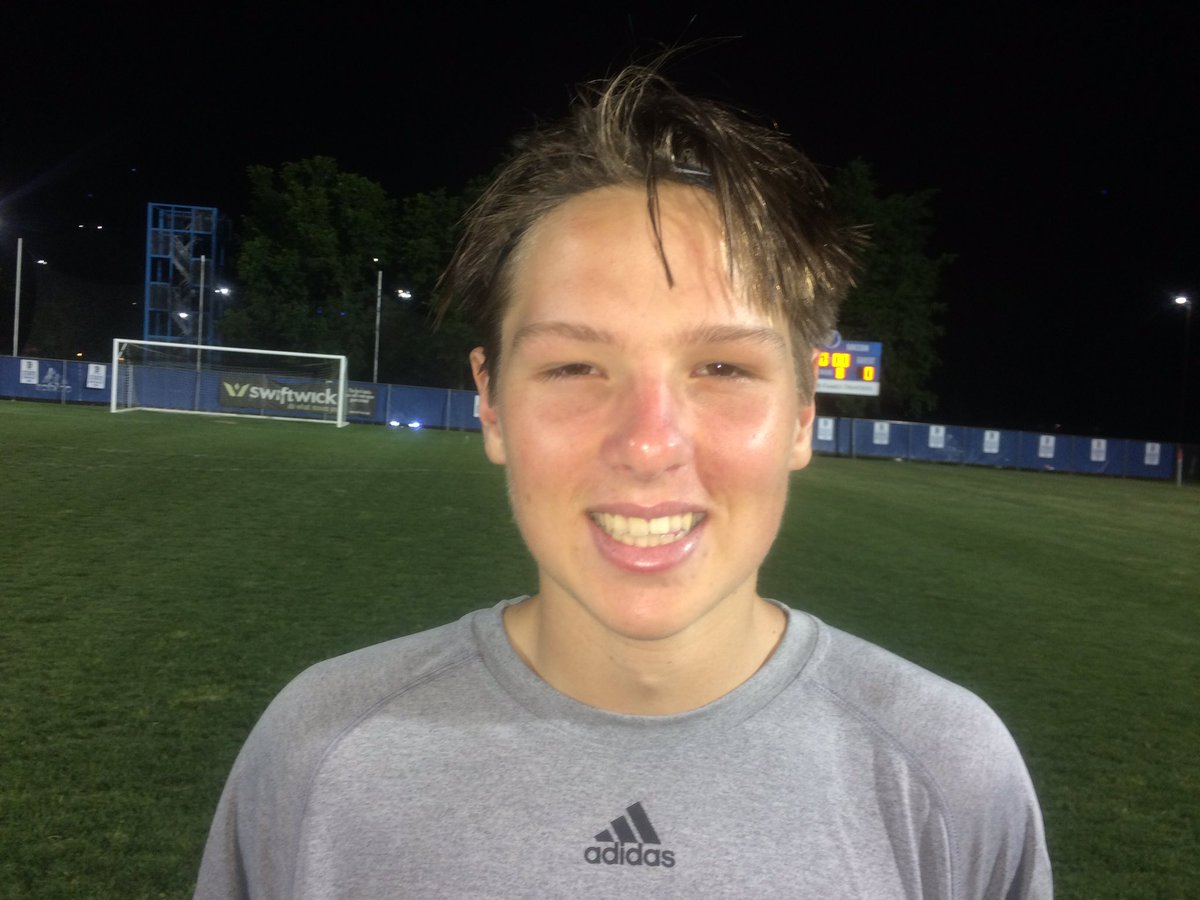 ChipCirillo's tweet photo. Sam Khomtchenko’s penalty kick gives Brentwood the Region 6-AAA championship with 1-0 win over Ravenwood in Battle of the  Woods. @WillCoSports @wcsCOjq @wcsBHSmp @wcsBHS @wcsRHS @RaptorSoccer1 https://t.co/PSlfwu5zMf
