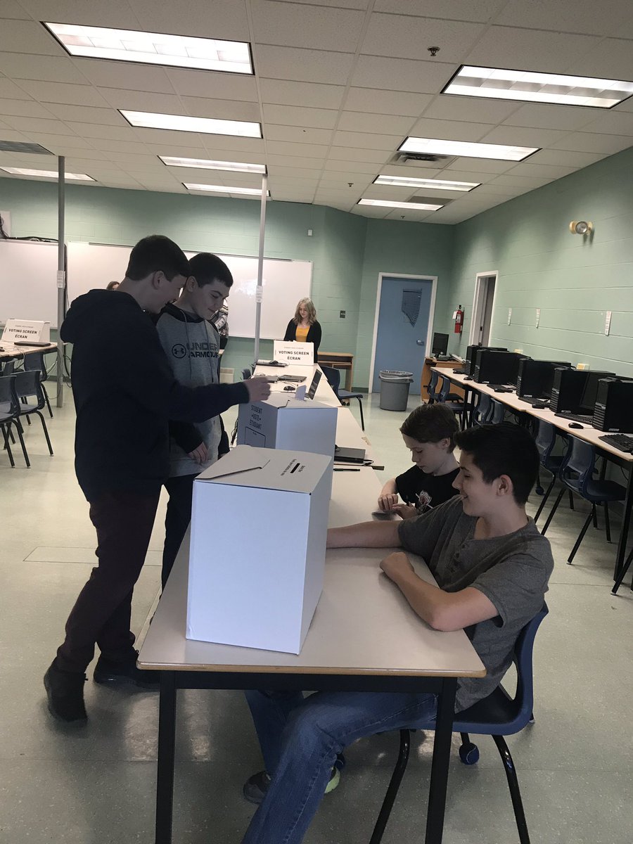Ms_Costigan's tweet photo. Student Vote @CMS_Tigers ! #cmstalk #studentvote #civix #Nlpoli https://t.co/2AF7yqAOER
