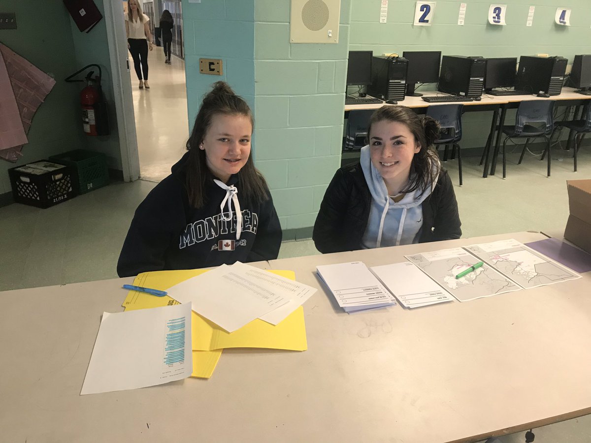 Ms_Costigan's tweet photo. Student Vote @CMS_Tigers ! #cmstalk #studentvote #civix #Nlpoli https://t.co/2AF7yqAOER