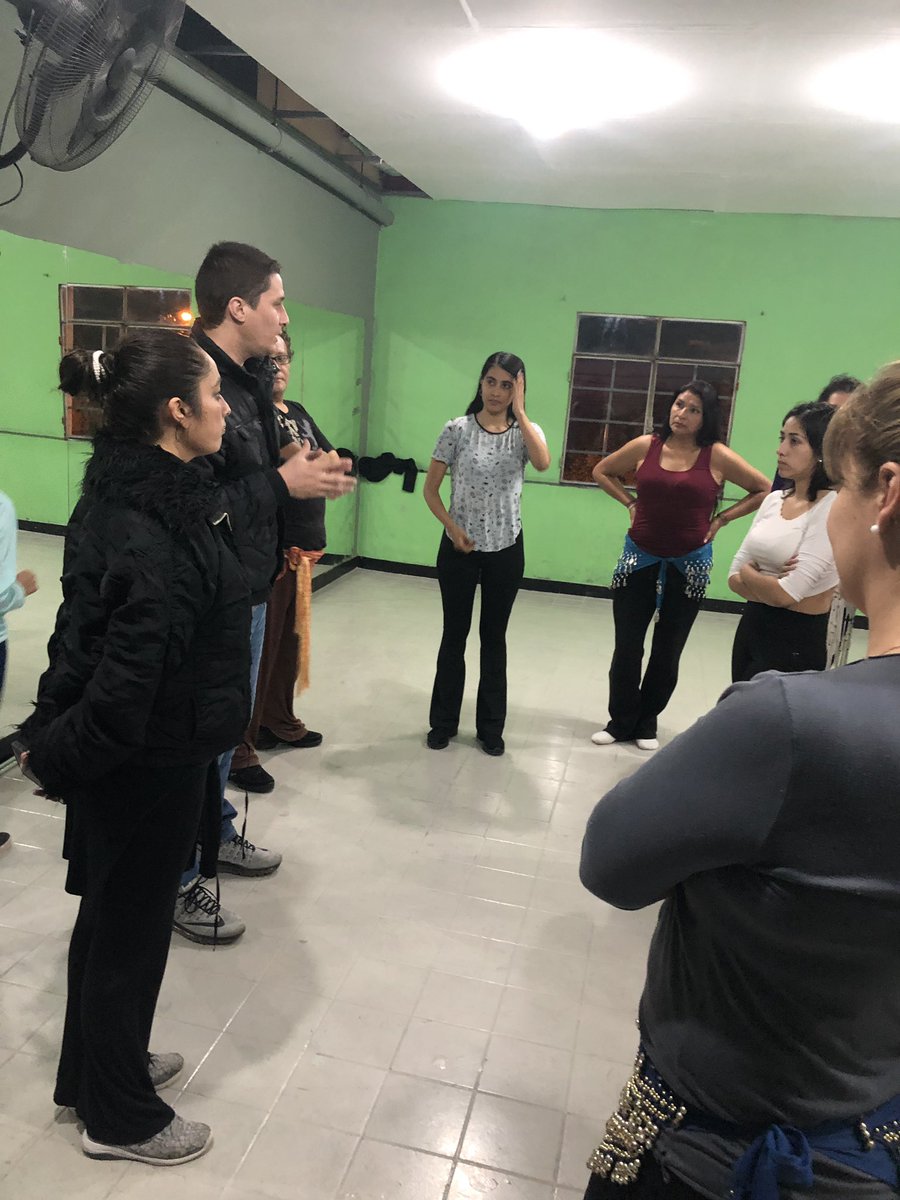 #Seguimos #Ahora En Zona Centro visitando las Escuelas de Danzas Árabes Al-Manzur y al grupo Bien Chulas para contarles del proyecto BAILA, SIENTE Y EXPRESATE