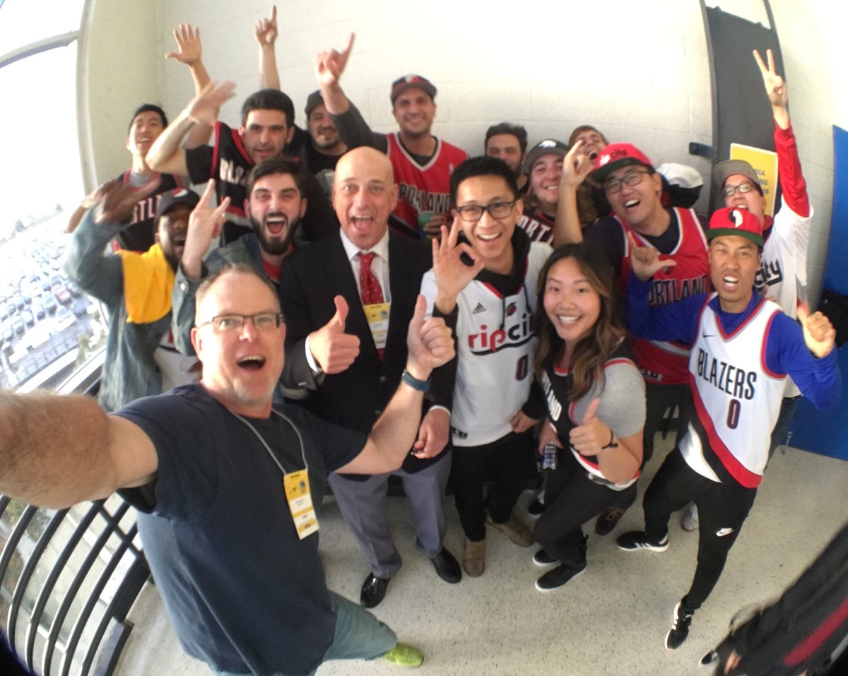 Justin Barnes Therealgraphik Twitter